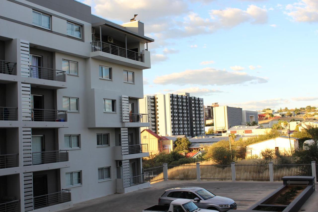 Abigail'S Studio Apartment @ Trift Tower Windhoek Exterior photo